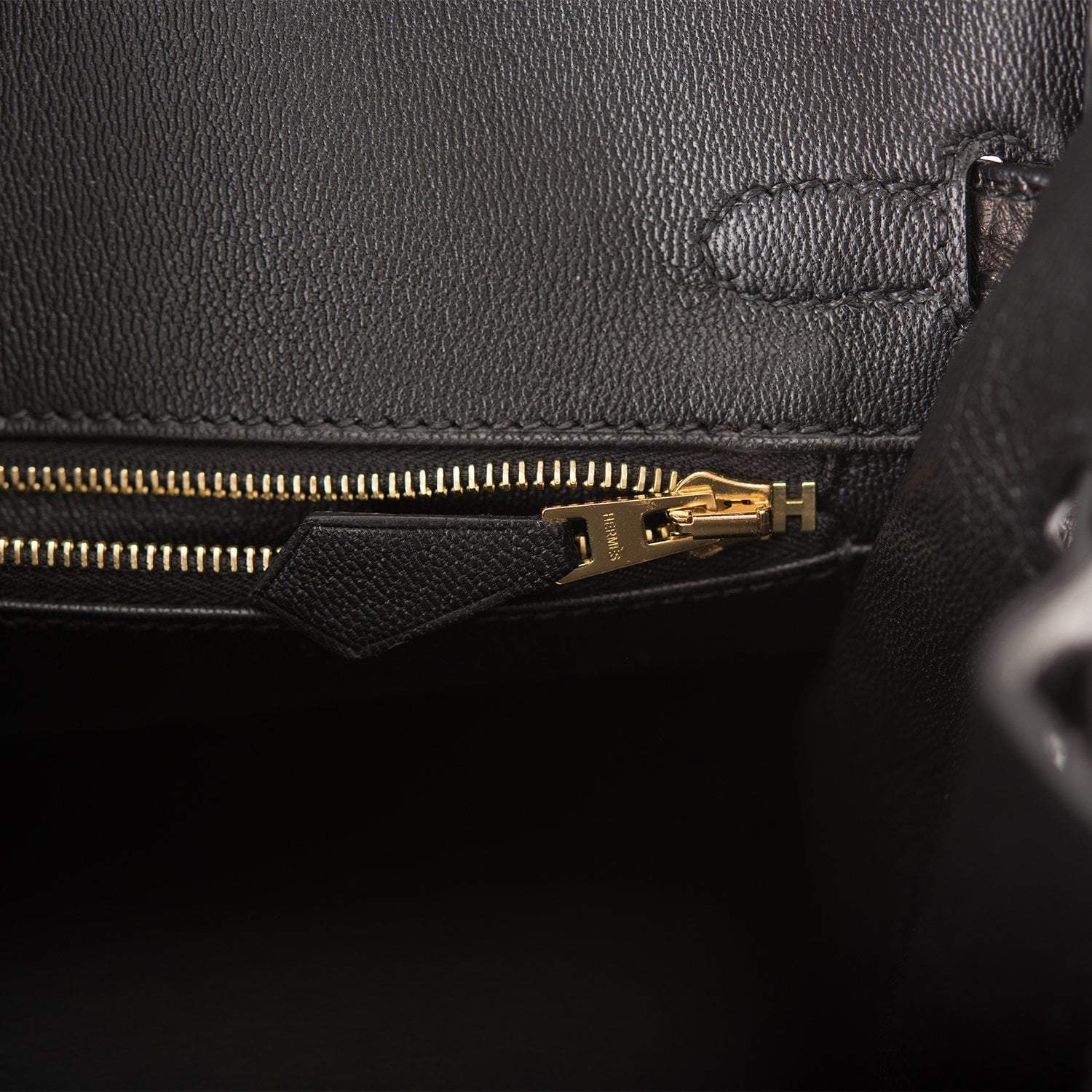 Hermes Black Matte Alligator Birkin 25cm Gold Hardware - Image 9