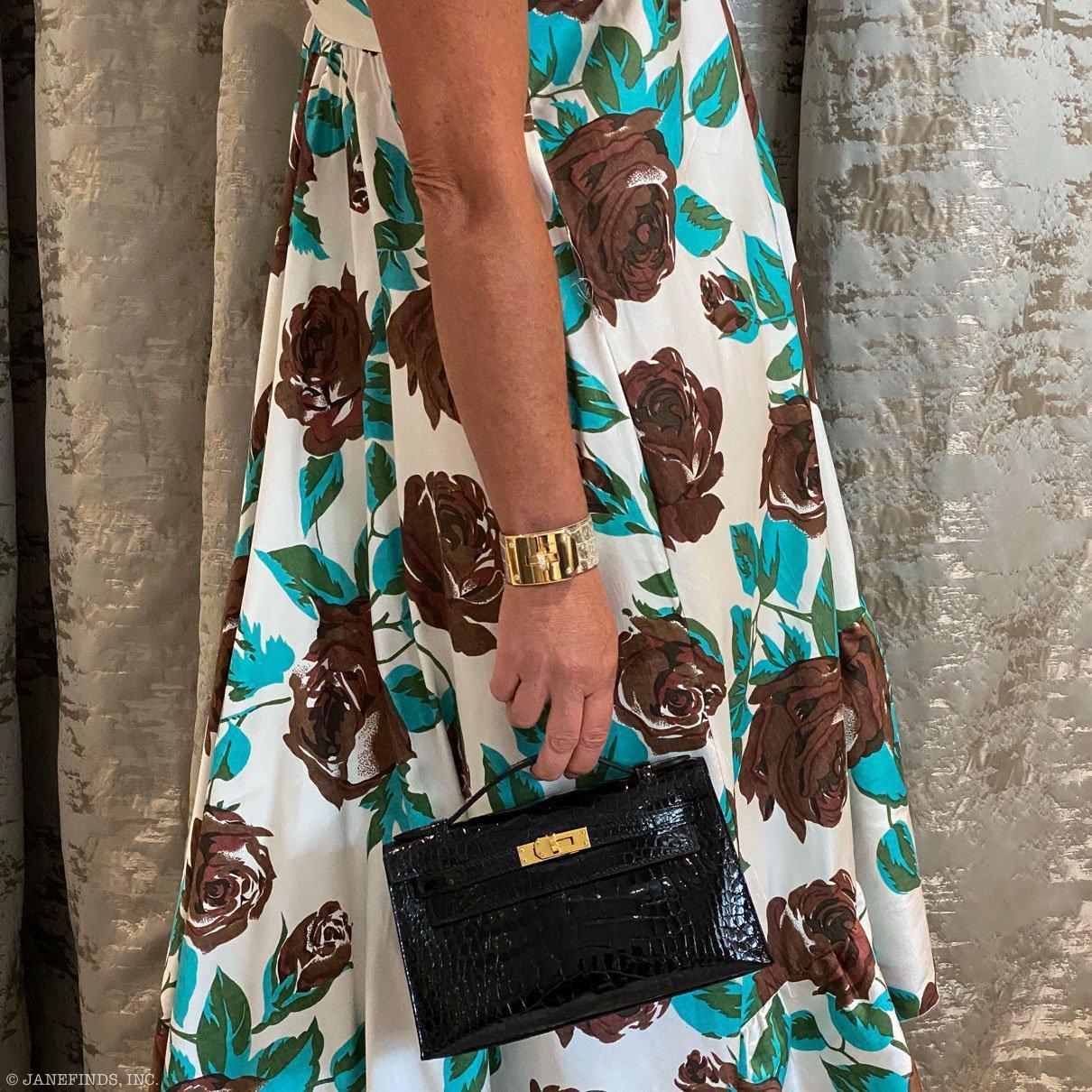 Hermes JPG Kelly Pochette Black Alligator with Gold Hardware - 2019, D - Image 2