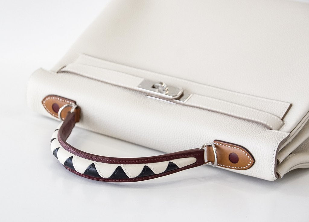 Hermes Kelly 32 Au Gallop Craie Togo Barenia Sombrero Leather Palladium Hardware - Image 4
