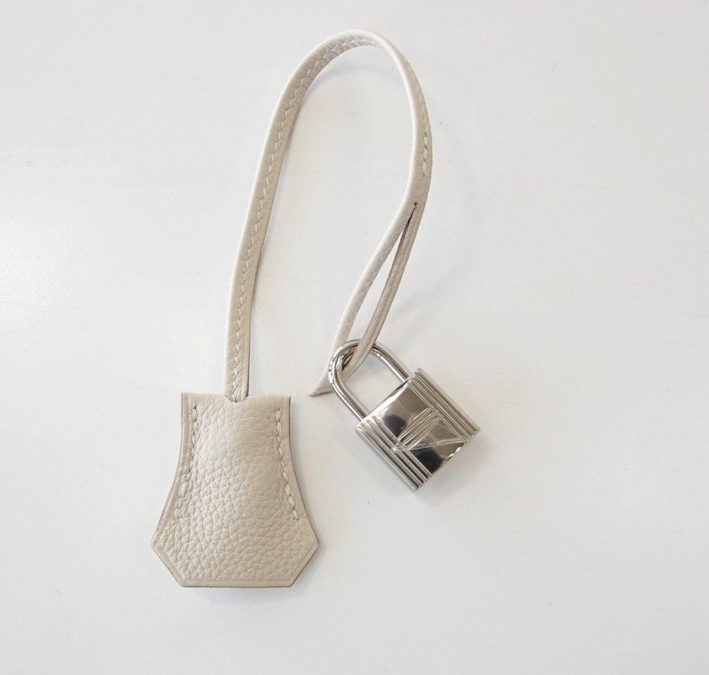 Hermes Kelly 32 Au Gallop Craie Togo Barenia Sombrero Leather Palladium Hardware - Image 8