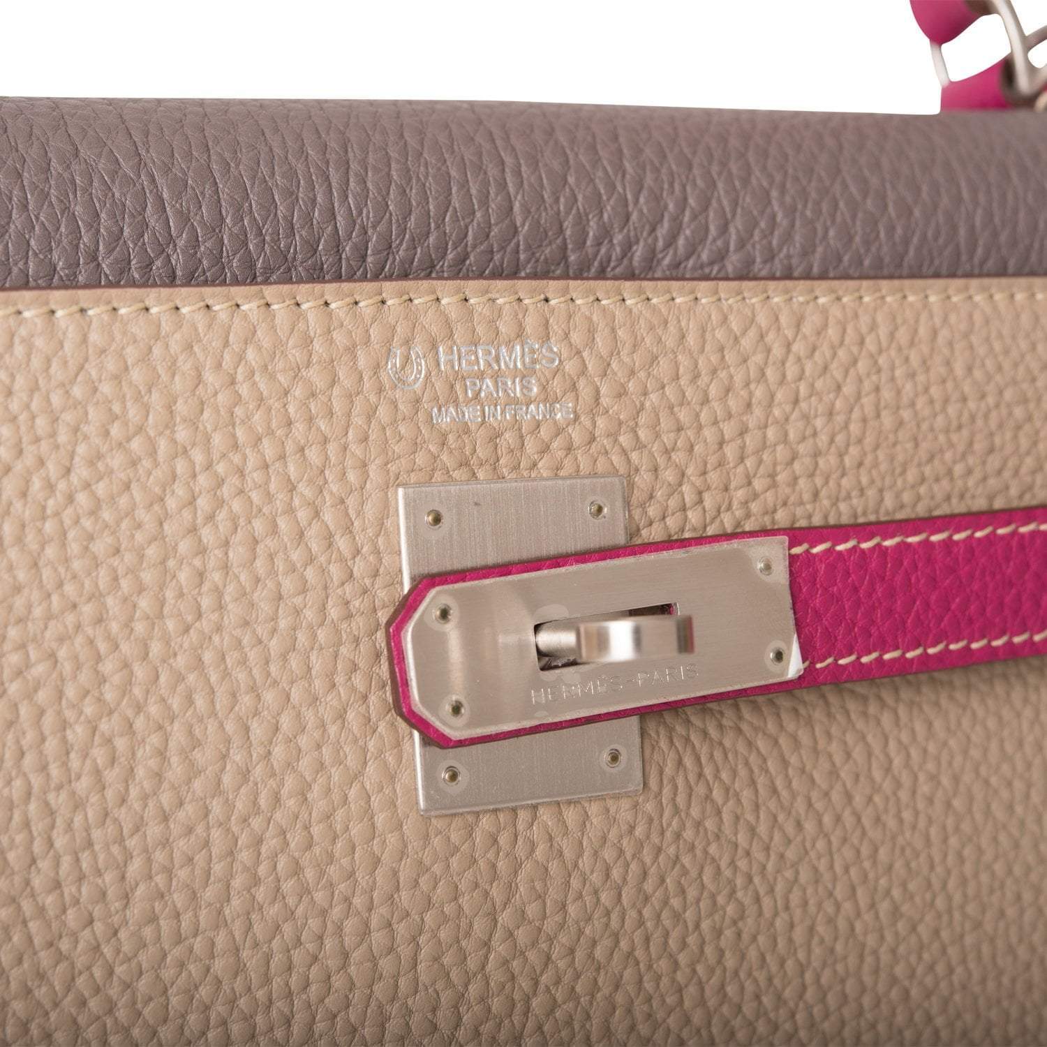 Hermes Kelly Retourne 32 Tosca, Gris Tourterelle and Etain Togo Brushed Palladium Hardware - Image 6