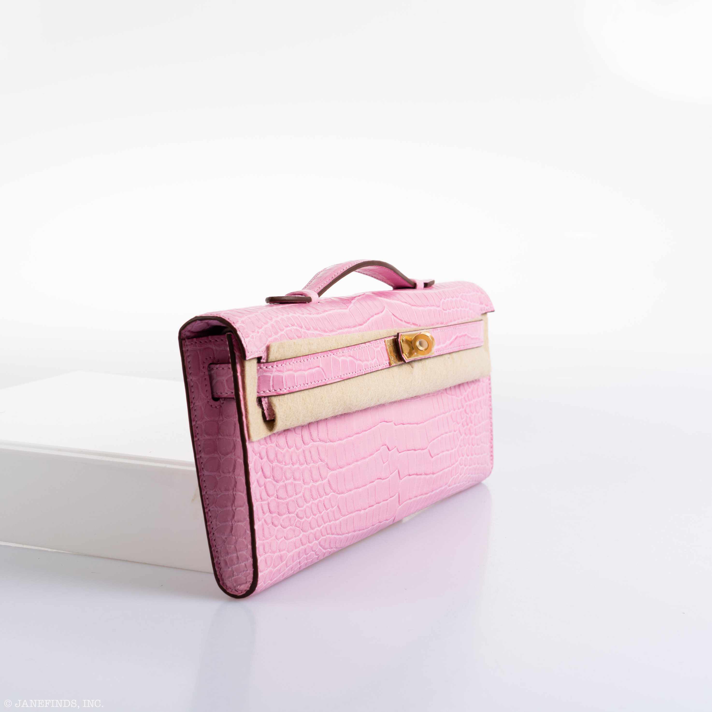 Hermes Kelly Cut Pochette 5P Bubblegum Pink Matte Porosus Crocodile Gold Hardware - 2019, D - Image 6